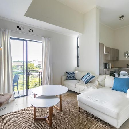 Modern Apartment In A Secure Golf Estate.Wifi Roodepoort Esterno foto